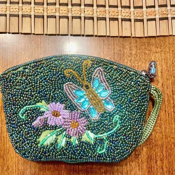Lady Jade Designs beaded butterfly and flower coin purse. EUC. - Picture 7 of 8